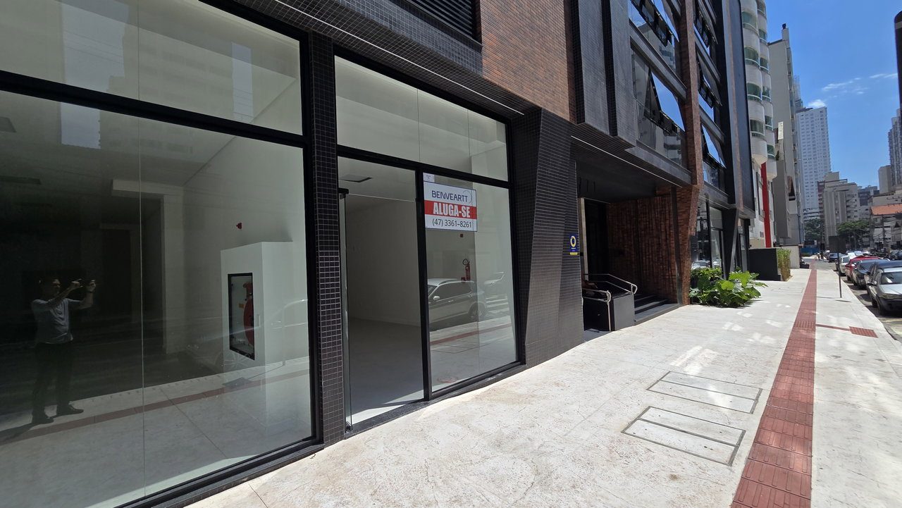 Sala comercial - localizado em Balneário Camboriú / Centro