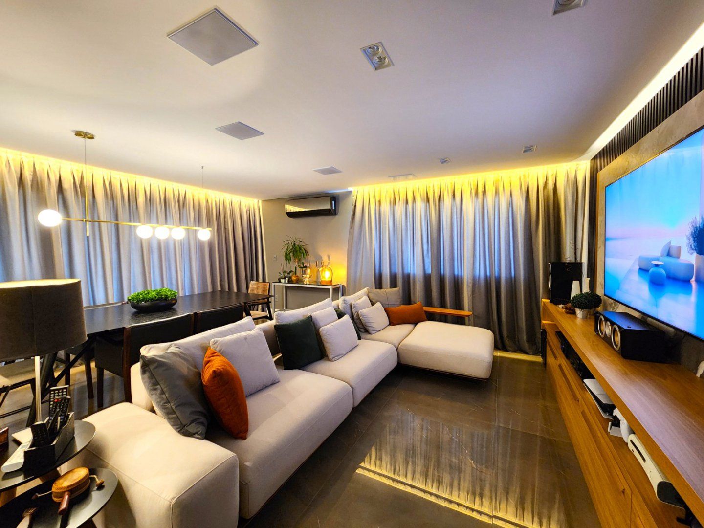 Apartamento Mobiliado à Venda no Residencial Lumiére em Caxias do Sul