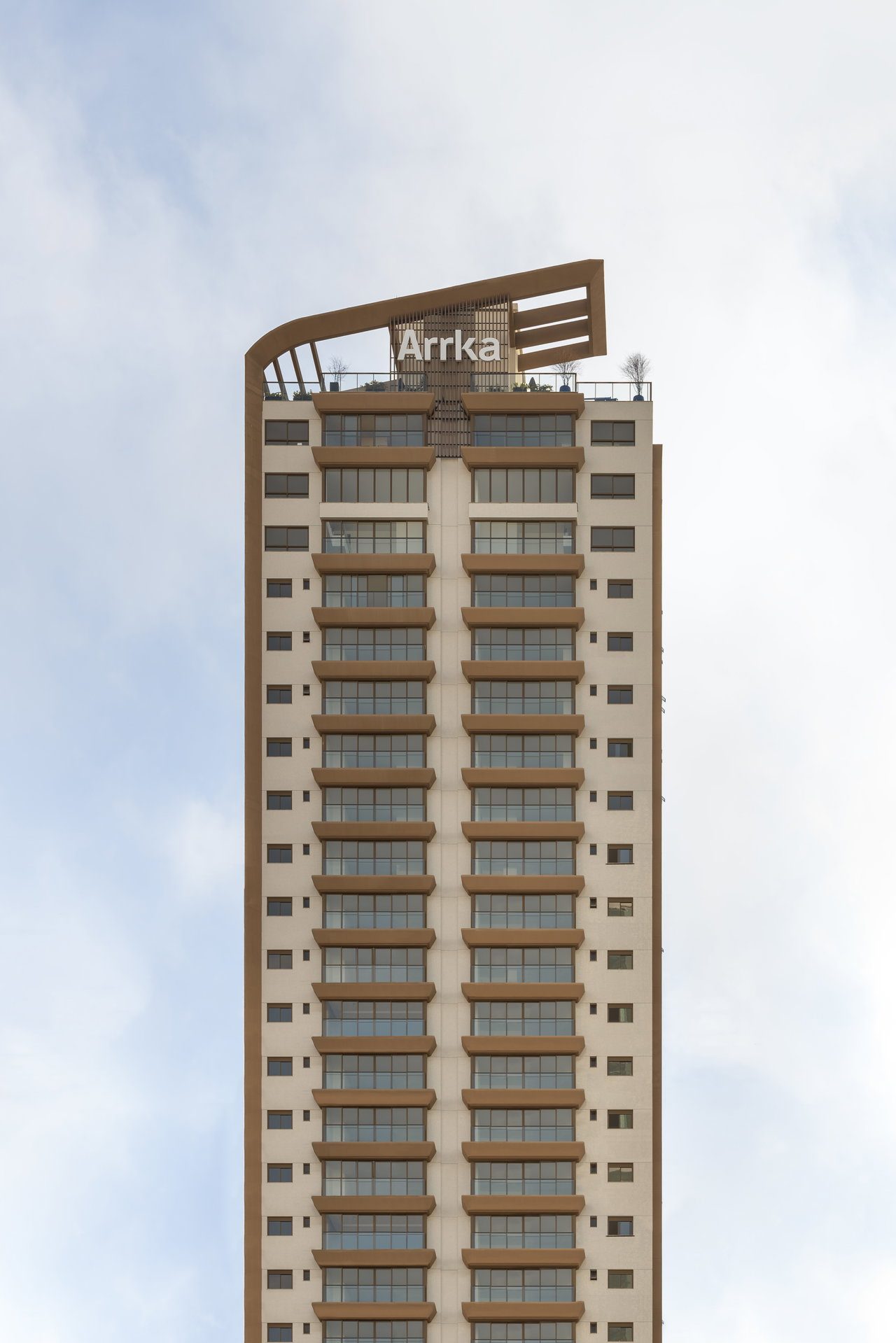 Apartamento - 4 dormitórios - 4 Suítes - localizado em Balneário Camboriú / Centro