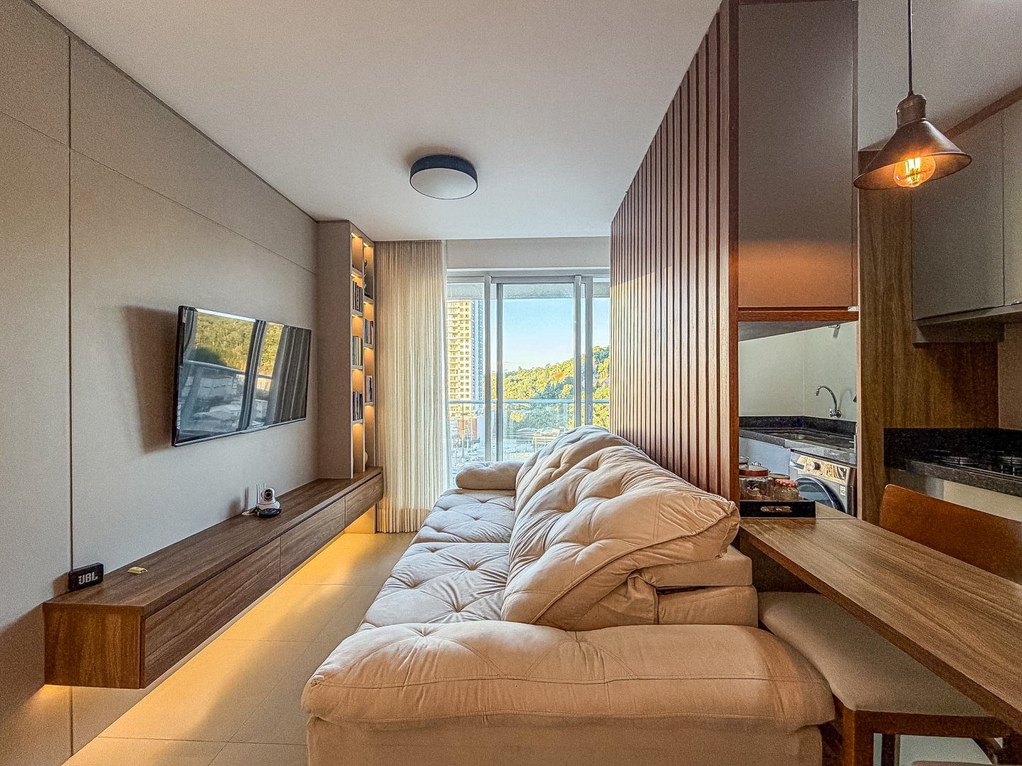 Apartamento mobiliado 02 dormitórios a venda no Brava Hill – Praia Brava | Itajaí