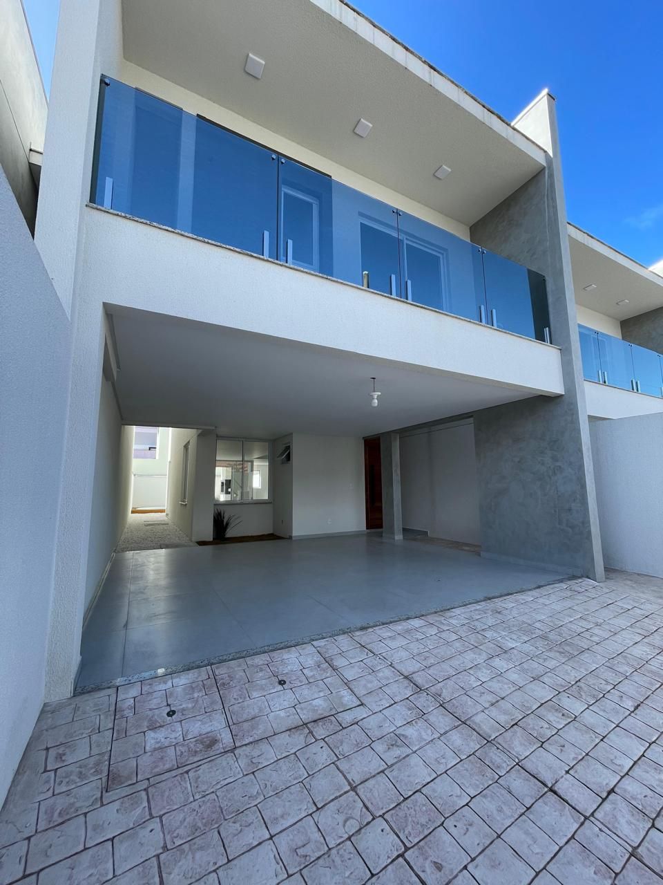 Casa - 3 dormitórios - 3 Suítes - localizado em Itajaí / São João