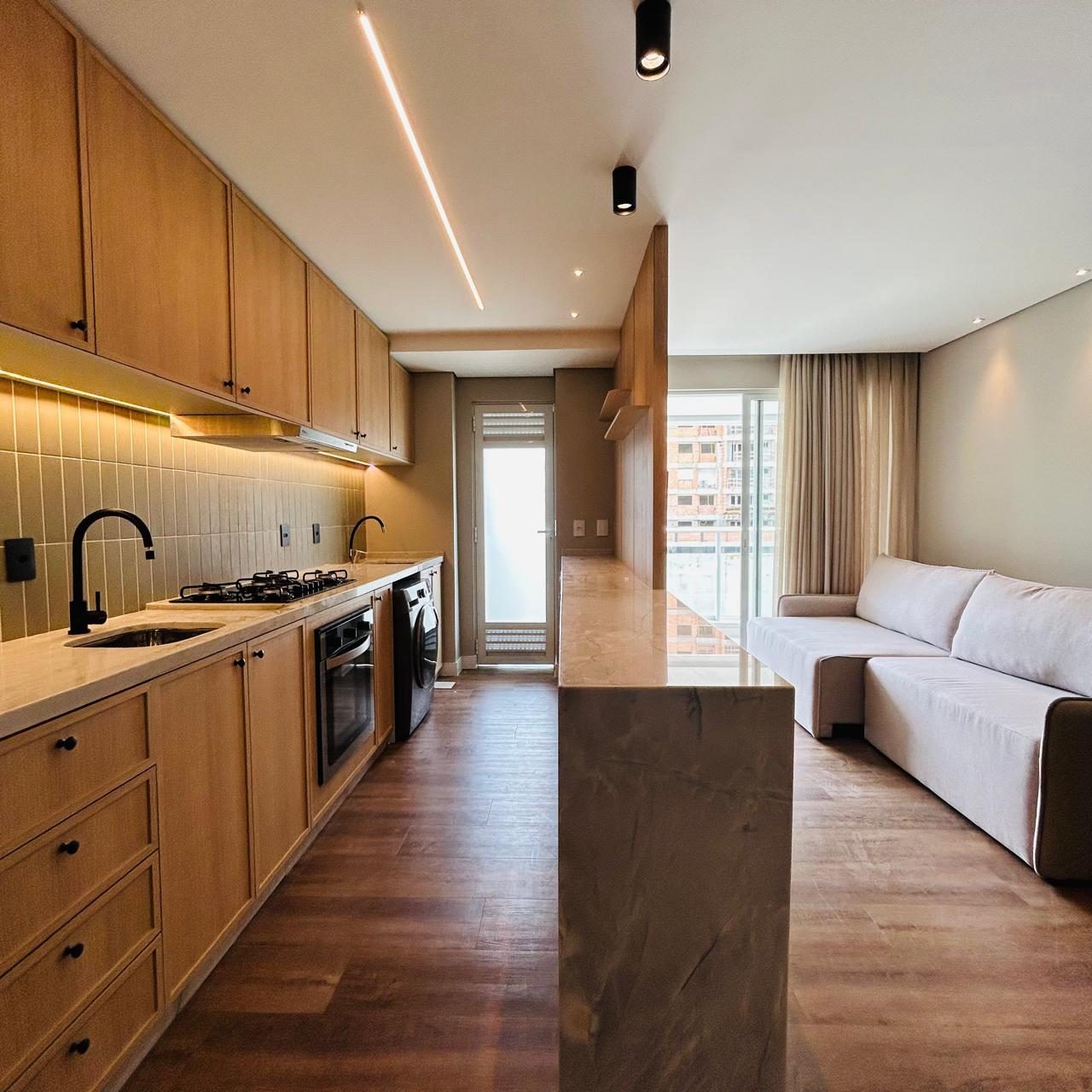Apartamento - 3 dormitórios - 1 Suíte - localizado em Itajaí / Praia Brava