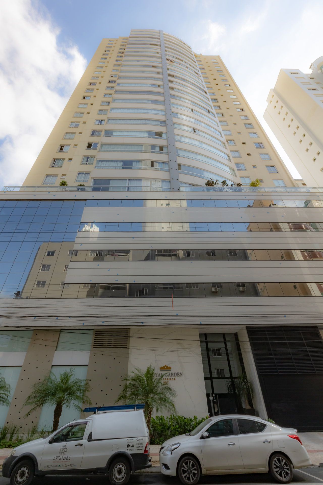 Diferenciado - 3 dormitórios - 3 Suítes - localizado em Balneário Camboriú / Centro