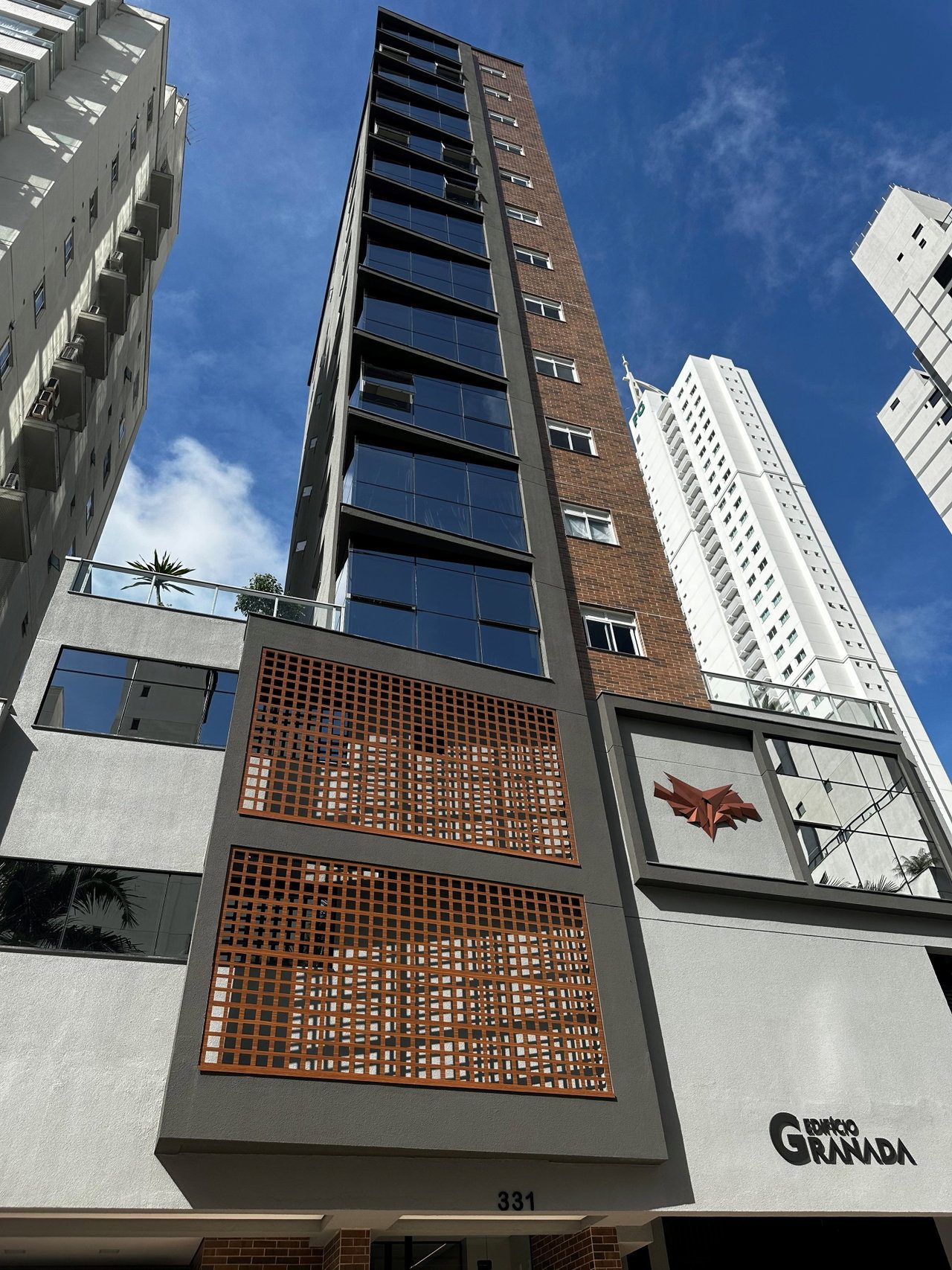 Decorado - 2 Suítes - localizado em Balneário Camboriú / Centro